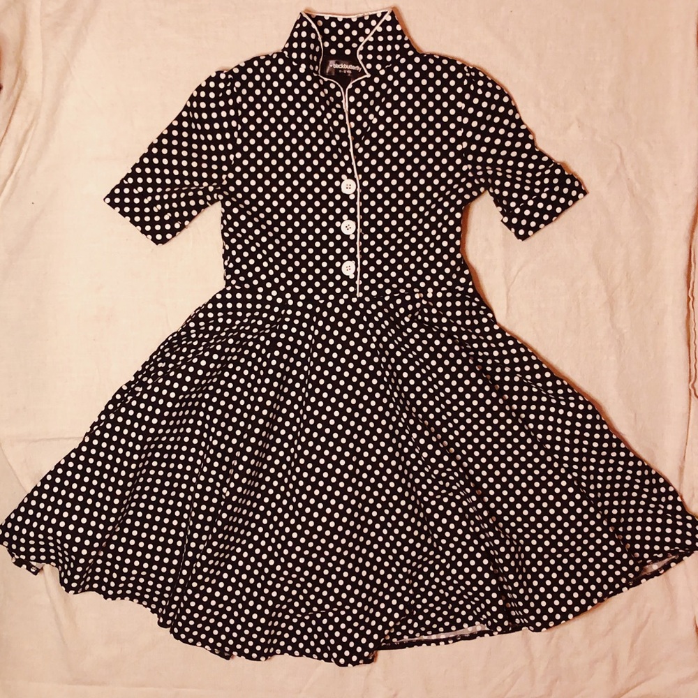 Girl’s Vintage Polka Dot Swing Dress